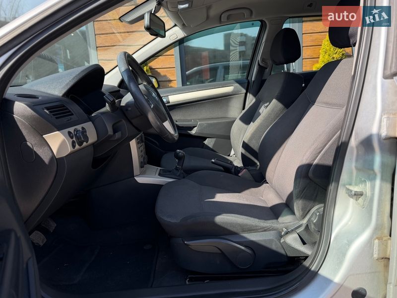 Універсал Opel Astra 2008 в Шептицькому