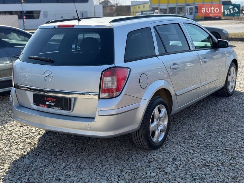 Универсал Opel Astra 2008 в Коломые