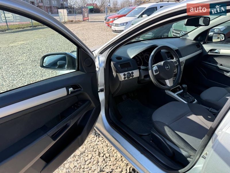 Универсал Opel Astra 2008 в Коломые