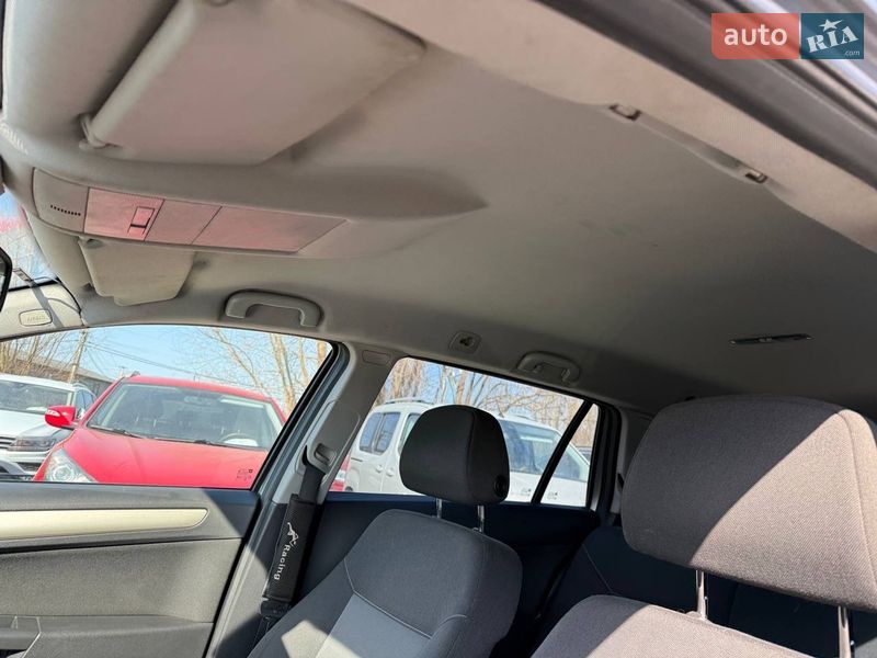 Универсал Opel Astra 2008 в Коломые