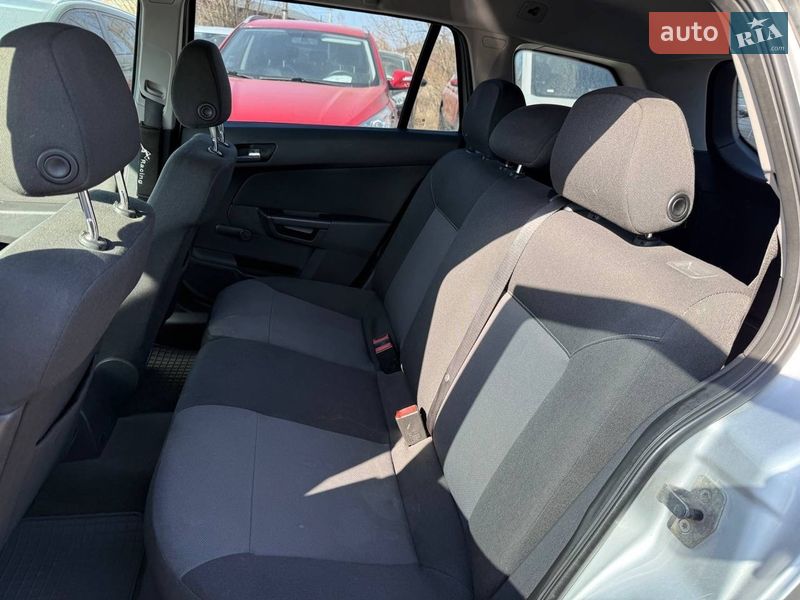 Универсал Opel Astra 2008 в Коломые