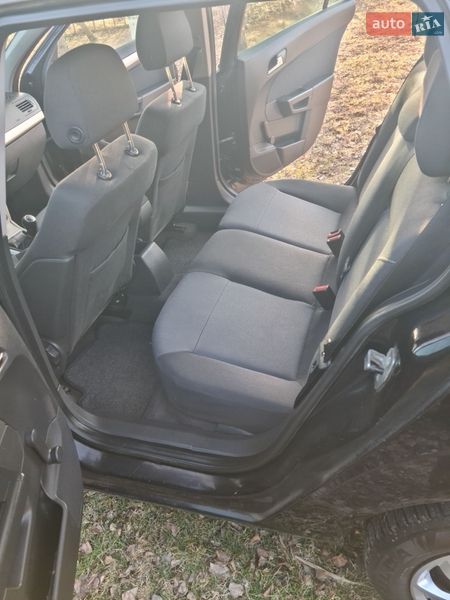 Универсал Opel Astra 2008 в Луцке