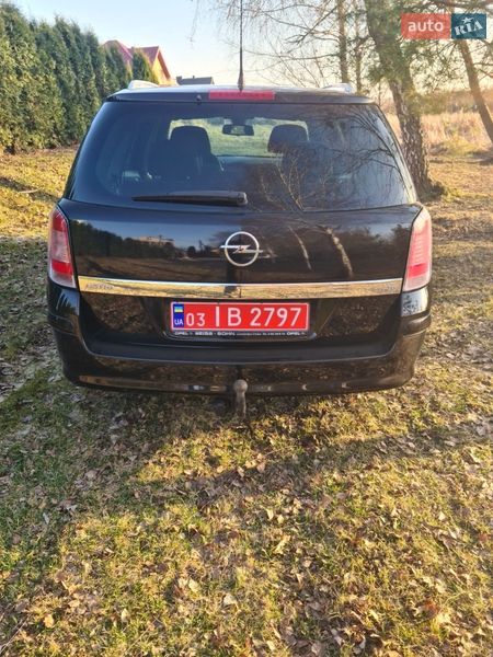 Универсал Opel Astra 2008 в Луцке