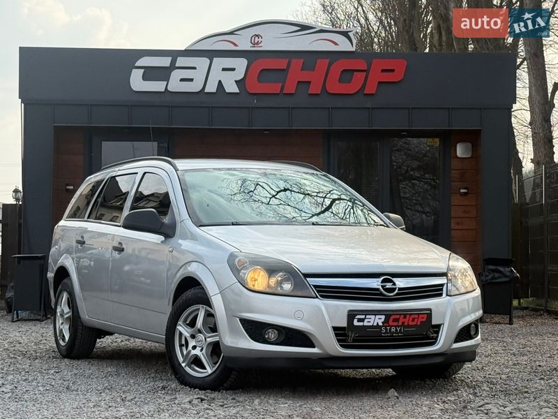 Opel Astra 2010