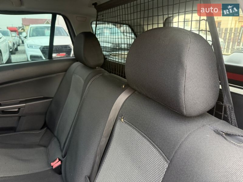 Універсал Opel Astra 2010 в Стрию