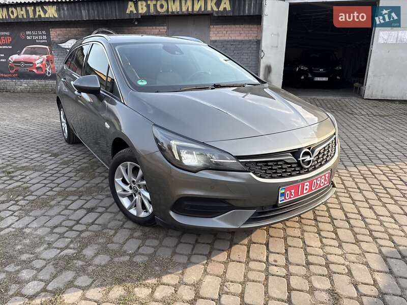 Opel Astra 2020