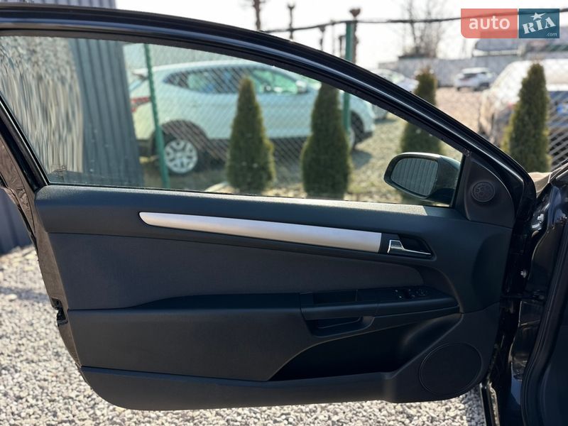 Хэтчбек Opel Astra 2007 в Виннице