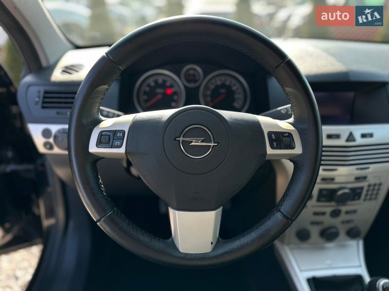 Хэтчбек Opel Astra 2007 в Виннице