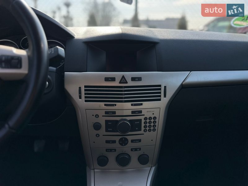 Хэтчбек Opel Astra 2007 в Виннице