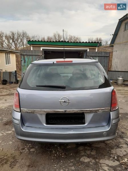 Універсал Opel Astra 2005 в Кам'янець-Подільському
