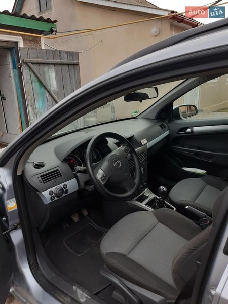 Універсал Opel Astra 2005 в Кам'янець-Подільському