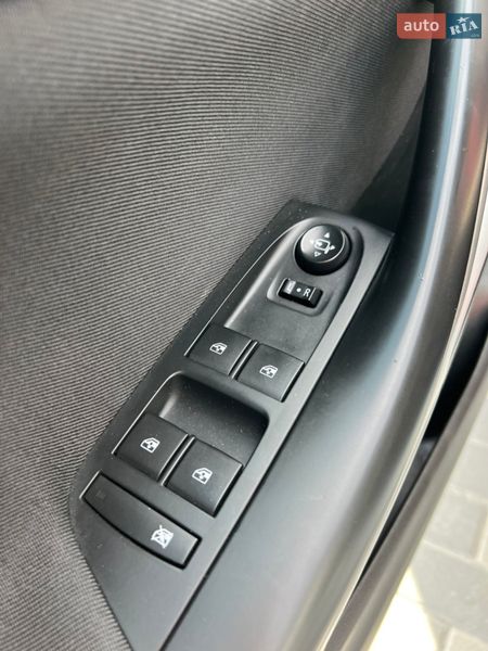 Универсал Opel Astra 2018 в Львове