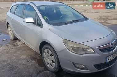 Универсал Opel Astra 2011 в Виннице