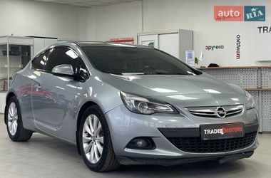 Хэтчбек Opel Astra 2013 в Киеве