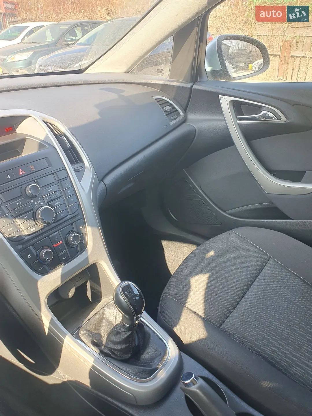 2011 Opel Astra - мініатюра 35