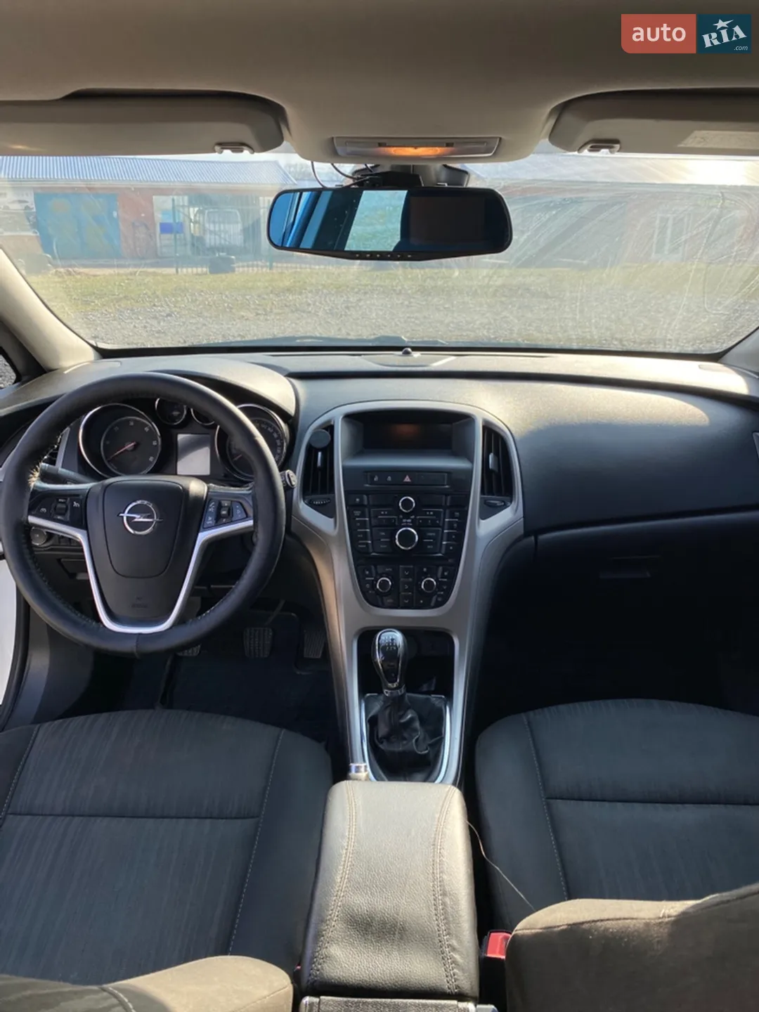 2011 Opel Astra - мініатюра 18