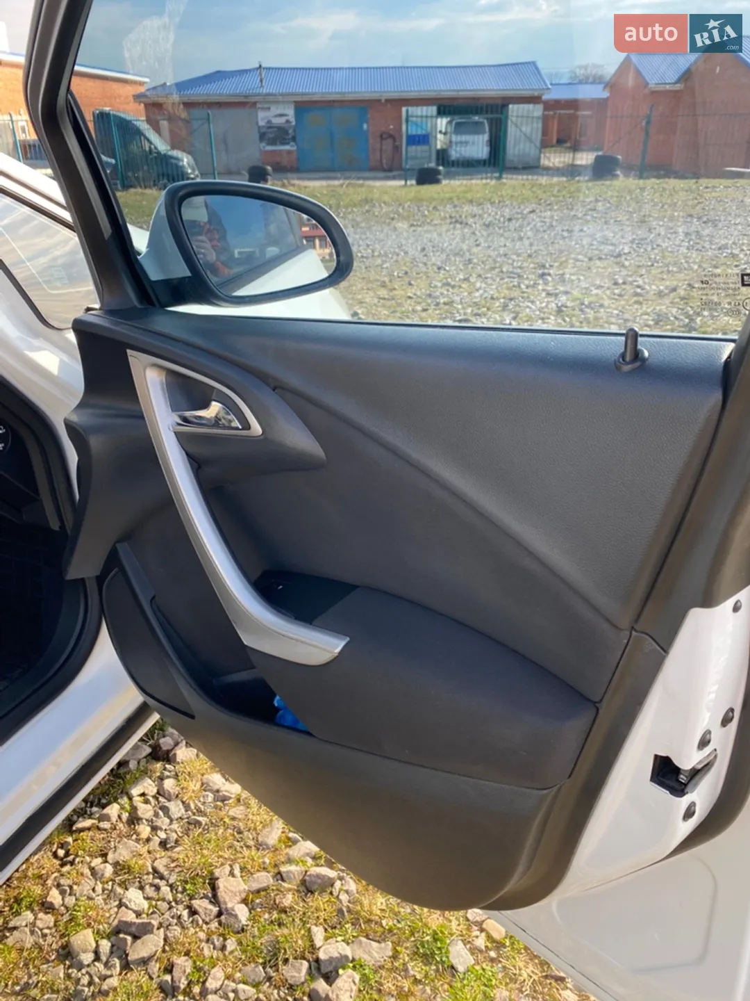 2011 Opel Astra - мініатюра 21