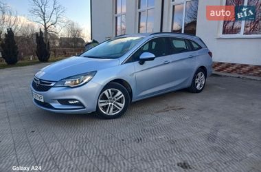 Універсал Opel Astra 2016 в Львові