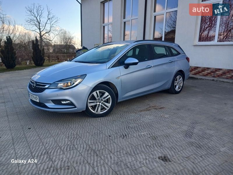 Opel Astra 2016