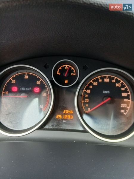 Универсал Opel Astra 2010 в Тернополе