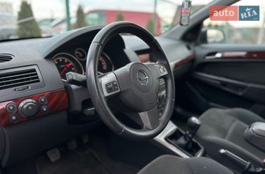 Хэтчбек Opel Astra 2004 в Виннице