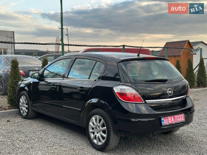 Хэтчбек Opel Astra 2004 в Виннице