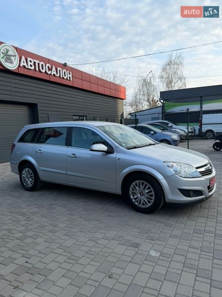 Универсал Opel Astra 2009 в Белой Церкви