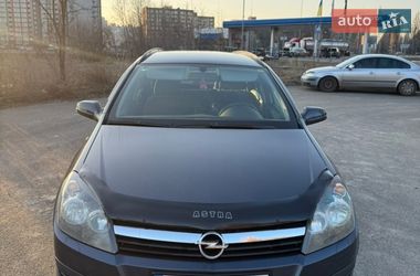 Универсал Opel Astra 2006 в Чернигове