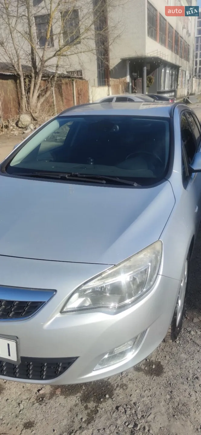 2011 Opel Astra - мініатюра 4