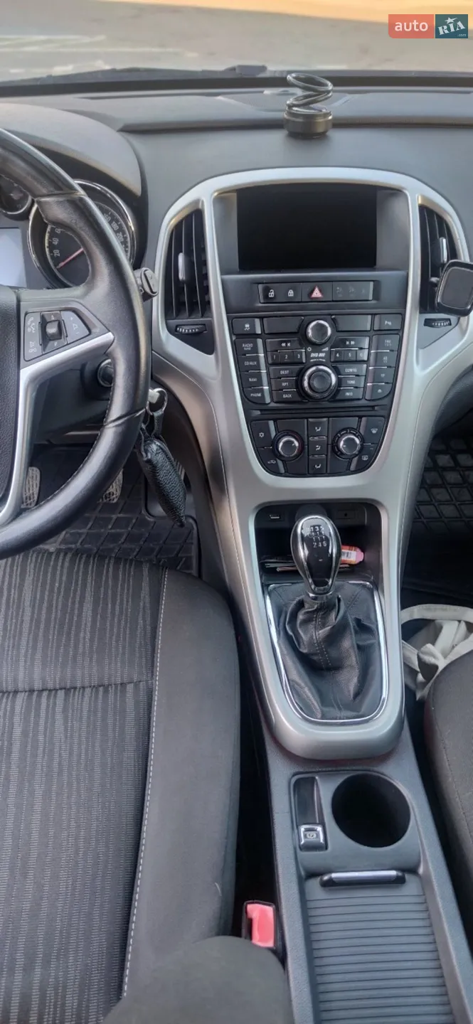 2011 Opel Astra - мініатюра 11