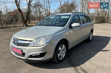 Универсал Opel Astra 2009 в Калуше