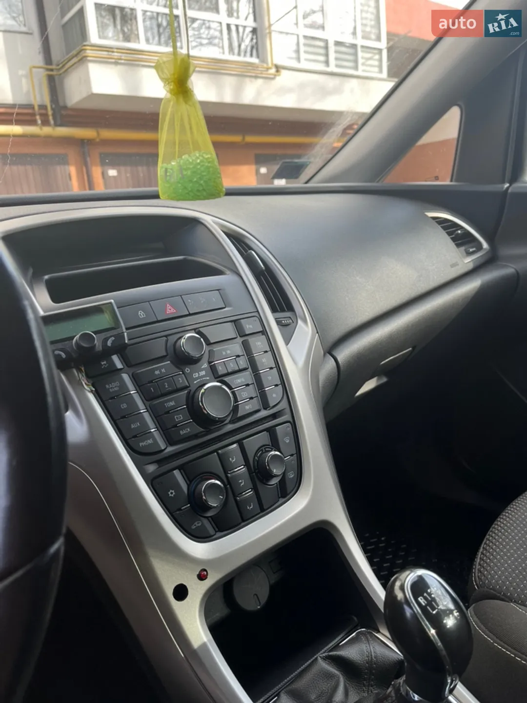 2011 Opel Astra - мініатюра 9