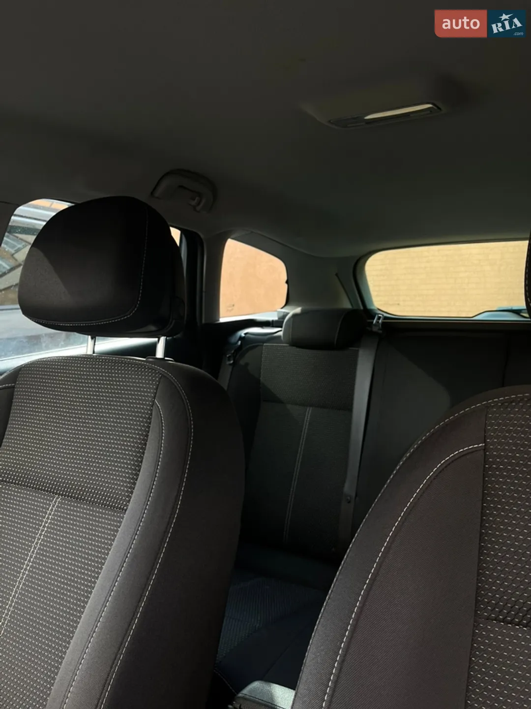 2011 Opel Astra - мініатюра 16