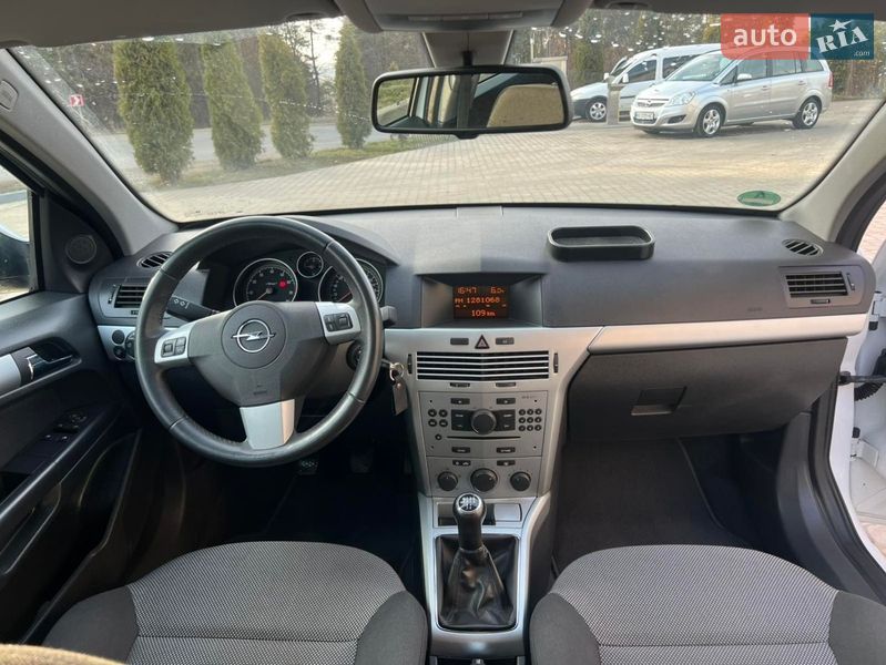 Универсал Opel Astra 2009 в Бучаче