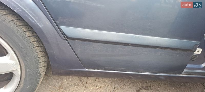 Хэтчбек Opel Astra 2007 в Киеве