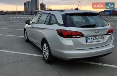 Универсал Opel Astra 2021 в Киеве