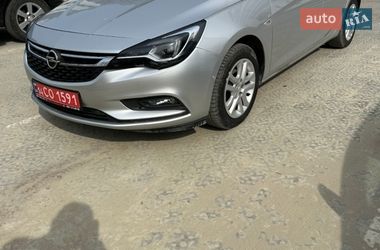 Хетчбек Opel Astra 2016 в Львові