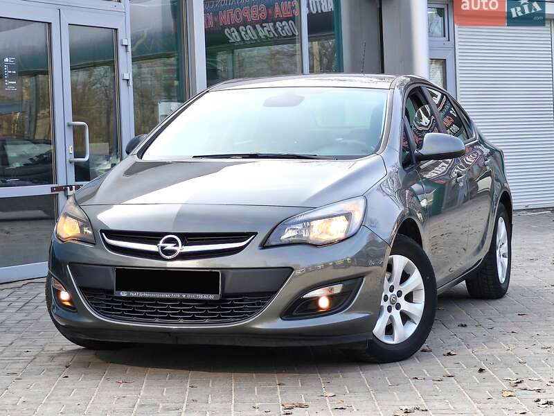 Седан Opel Astra 2019 в Дніпрі фото 2 Седан Opel Astra 2019 в Дніпрі