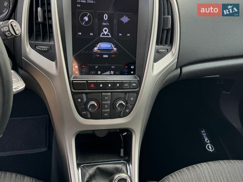 Хэтчбек Opel Astra 2010 в Слобожанском