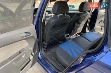 Универсал Opel Astra 2008 в Нововолынске