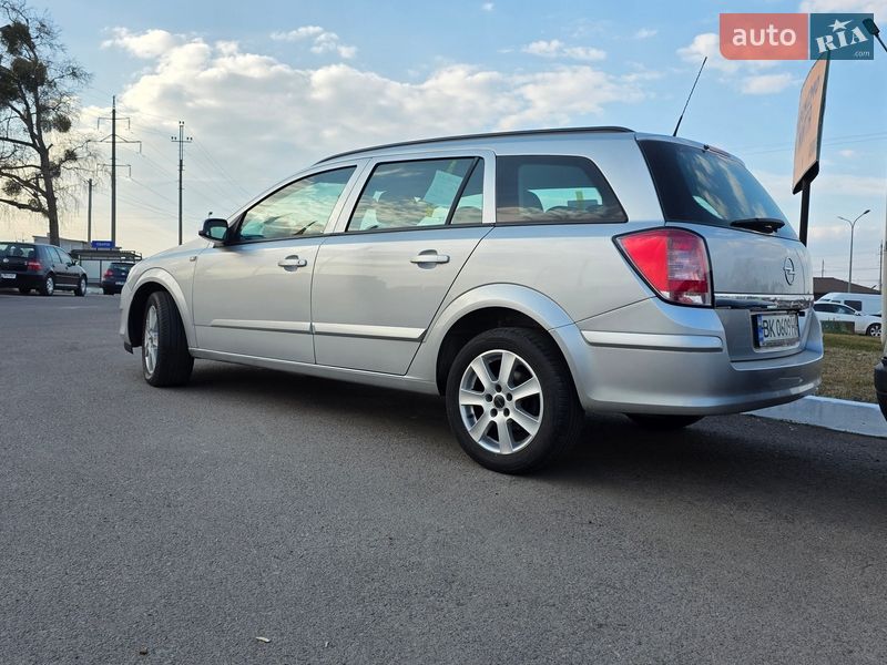 Универсал Opel Astra 2008 в Ровно фото 5 Универсал Opel Astra 2008 в Ровно