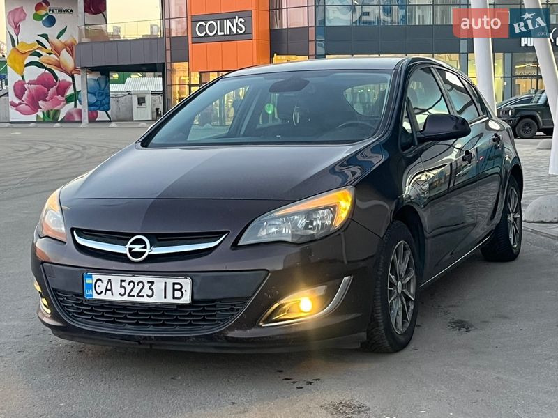 Opel Astra 2012 Opel Astra 2012