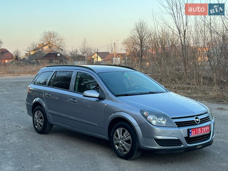 Универсал Opel Astra 2005 в Луцке
