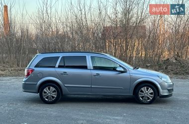 Универсал Opel Astra 2005 в Луцке