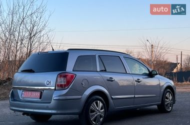 Универсал Opel Astra 2005 в Луцке