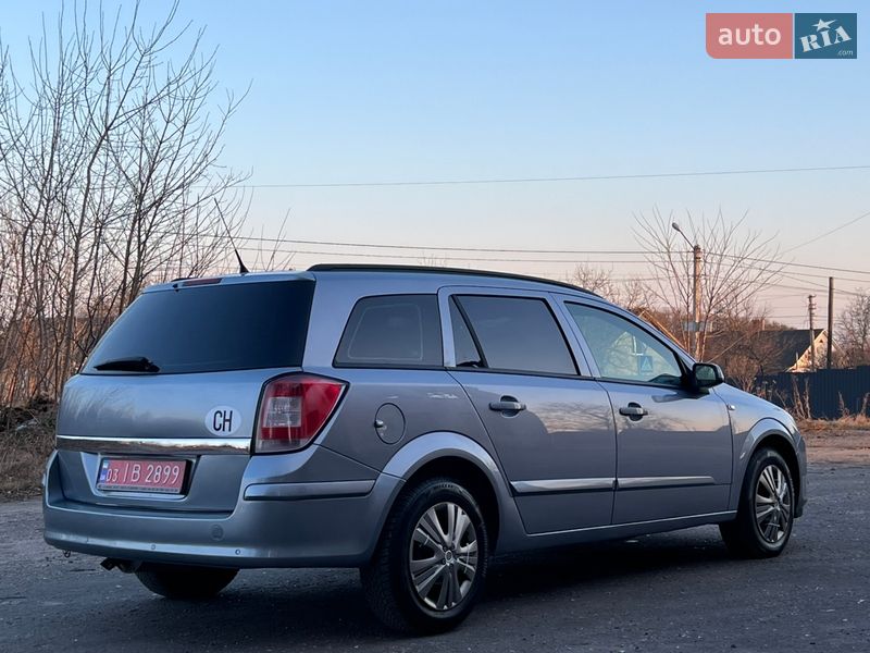 Универсал Opel Astra 2005 в Луцке