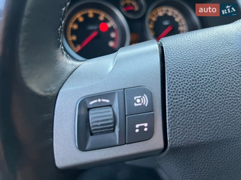 Универсал Opel Astra 2005 в Луцке
