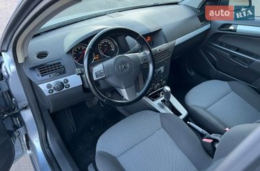 Универсал Opel Astra 2005 в Луцке