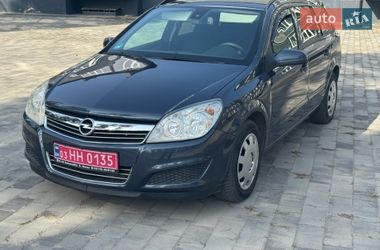 Універсал Opel Astra 2008 в Охтирці