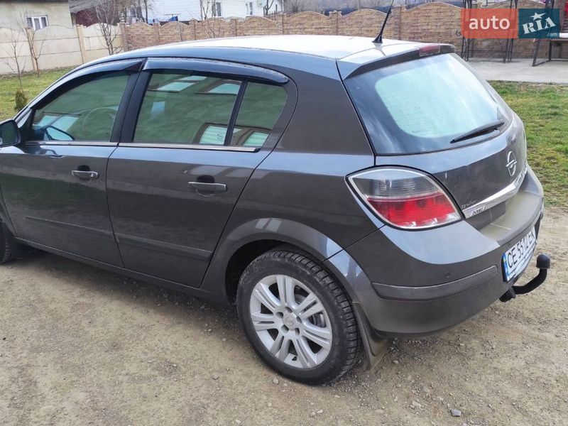 Хэтчбек Opel Astra 2009 в Банилове-Подгорном